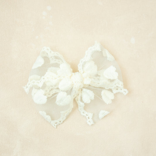 Oversized Classic Bow Clip // Xoxo