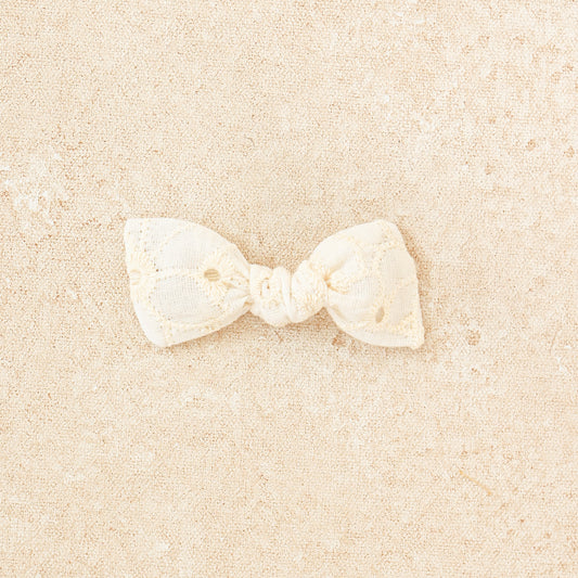 Petite Classic Knot Clip or Band // Elowen