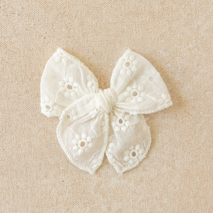 Mini Fleur Bow Clip or Band // White Cottage