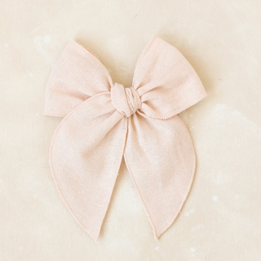 Fleur Bow Clip // Daphne