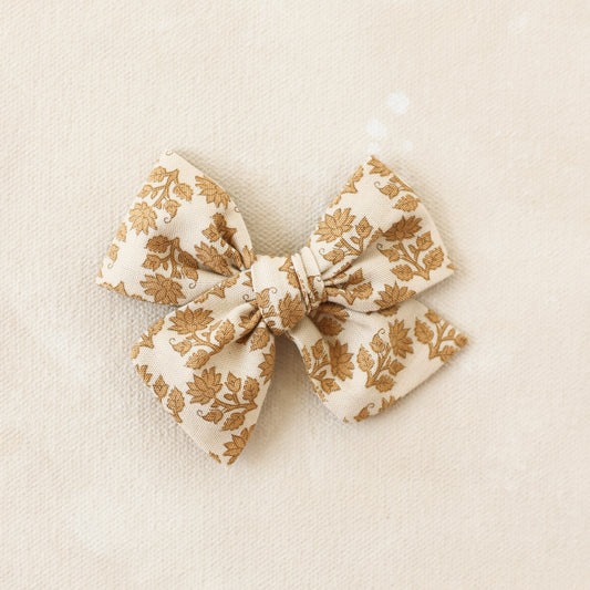 Explorer Bow Clip // Dahlia