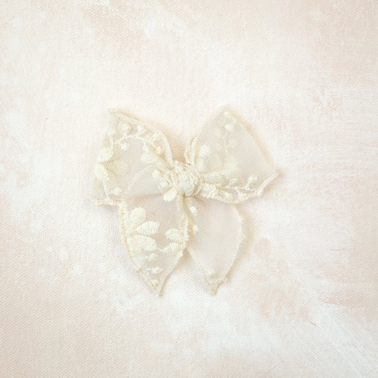 Mini Fleur Bow Clip // Elsie