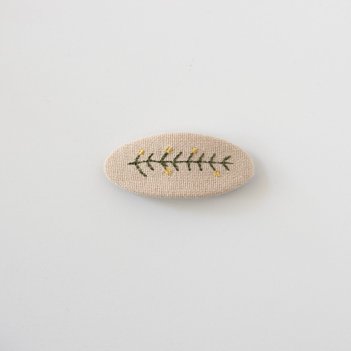 Embroidered snap clip // Grain