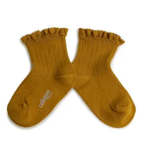 Ruffle Ankle Socks // Moutarde de Dijon